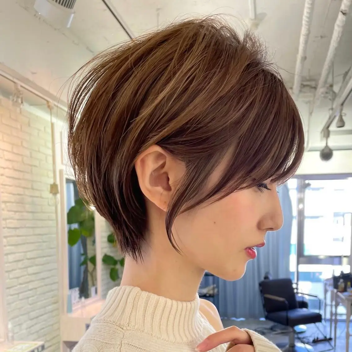 ショート カラー ハイライトカラー ハイライト 似合わせカット ショートヘア トリートメント 縮毛/レイヤー 韓国/橋口のヘアスタイル