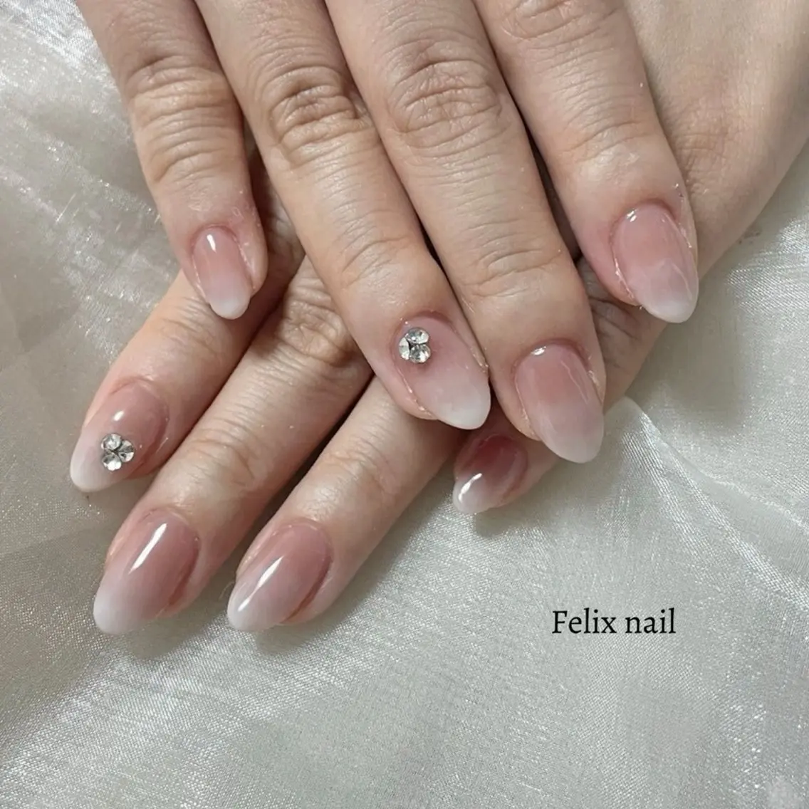 ネイル ハンドネイル Felixnail TANAKA🐰🤍のネイルデザイン
