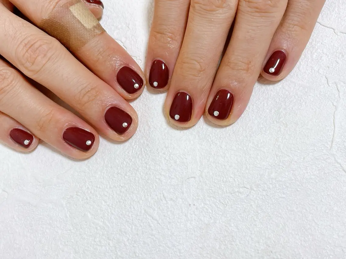 ネイル オーロラネイル フットネイル フレンチネイル ジェルネイル 韓国ネイル ハンドネイル mogunail &blowのネイルデザイン