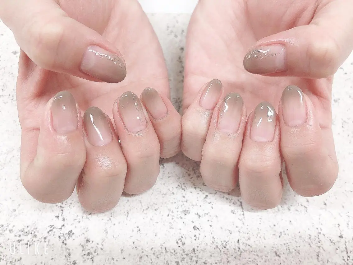 ネイル ブラウン グラデーション ROI. Ayumi.のネイルデザイン