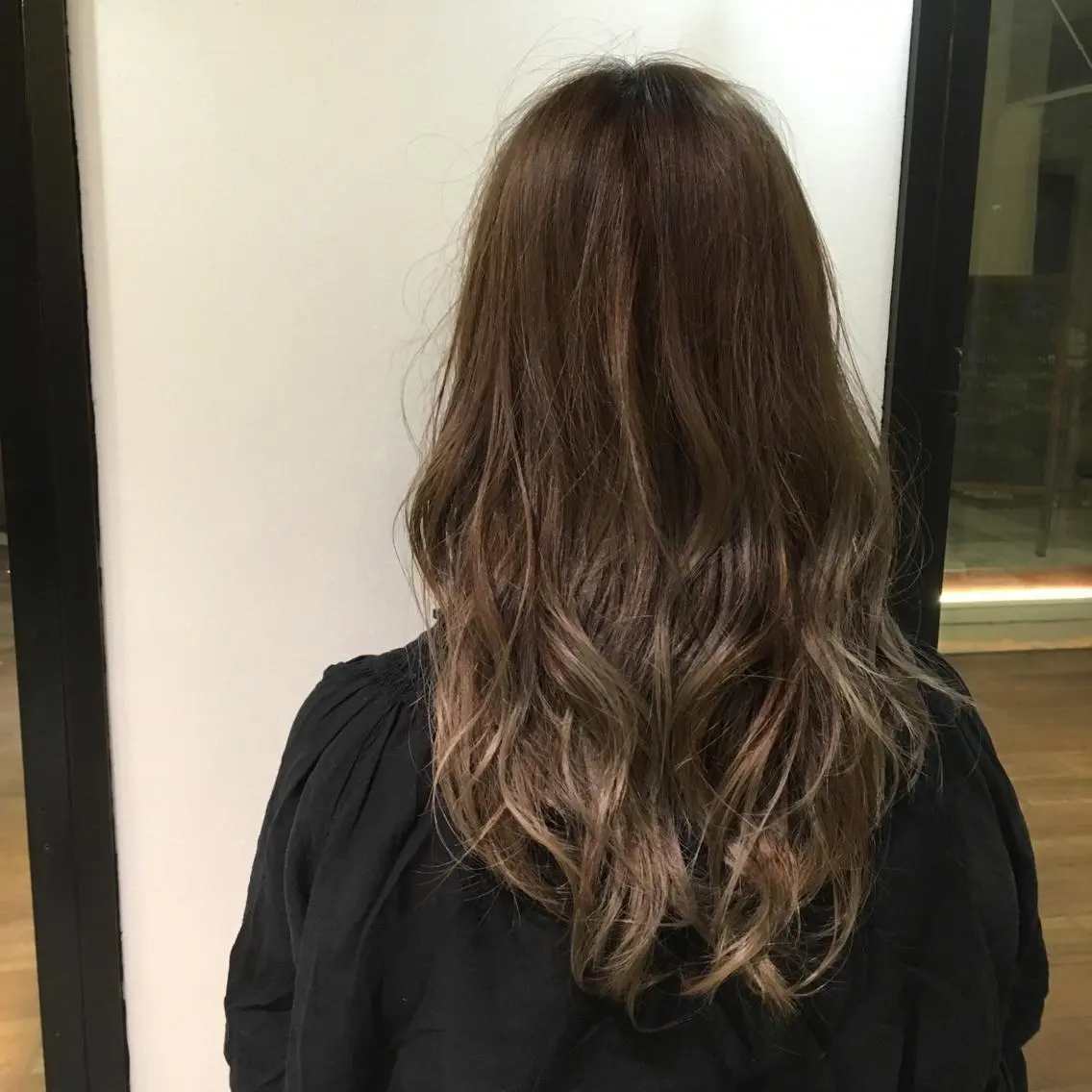 ロング カラー グラデーションカラー 國村 優のヘアスタイル