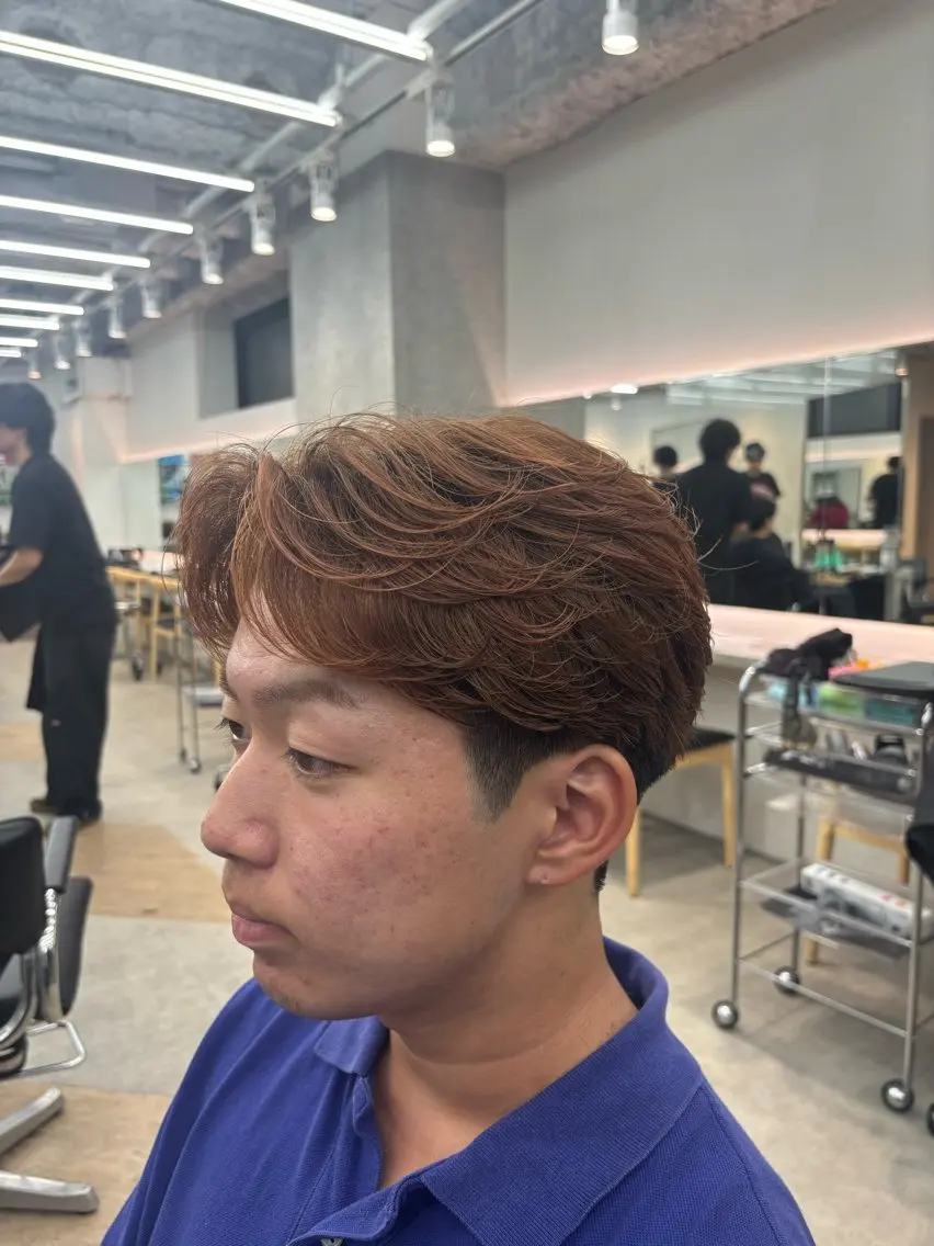 パーマ メンズ フェザーパーマ メンズ韓国風 メンズパーマ カット パーマ 白井 世那のヘアスタイル
