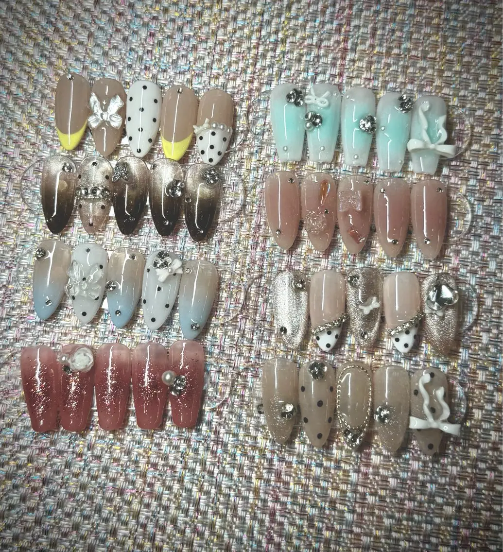 8月パーツ込み定額メニュー✨️(デザイン選びは画像の中からお願いいたします）ミニモ限定🩵✨の写真