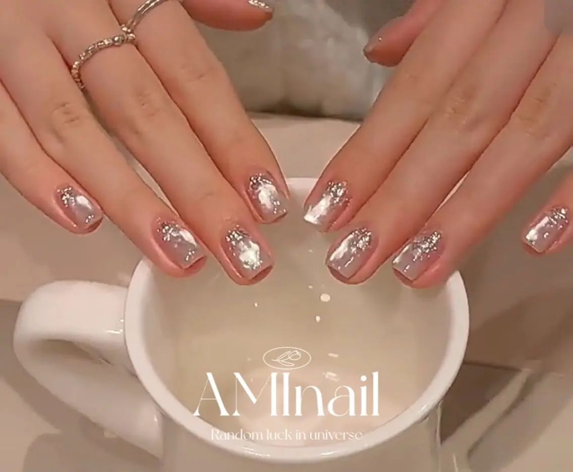 ショート ハンドネイル AMI Nailsalonのネイルデザイン