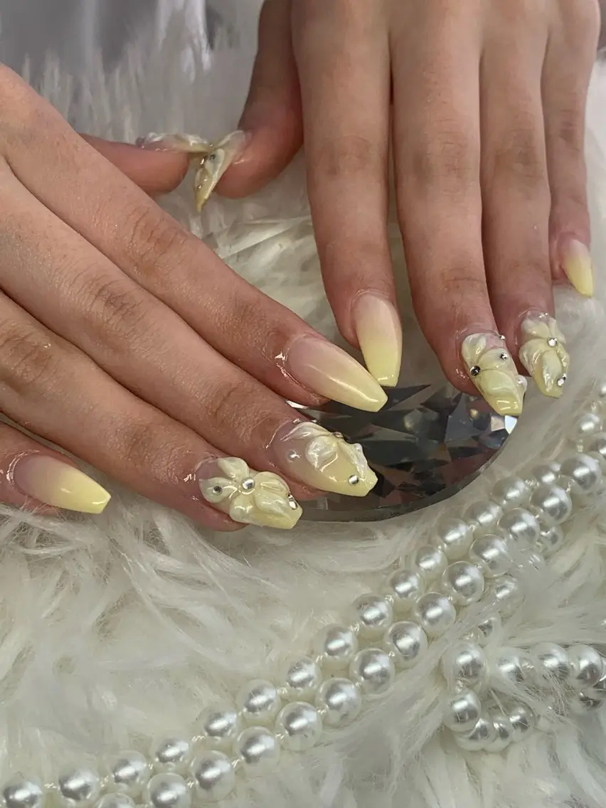 ネイル アートネイル オーロラネイル チークネイル 長さ出し フットネイル ハンドネイル 銀河_ Chan nailsのネイルデザイン