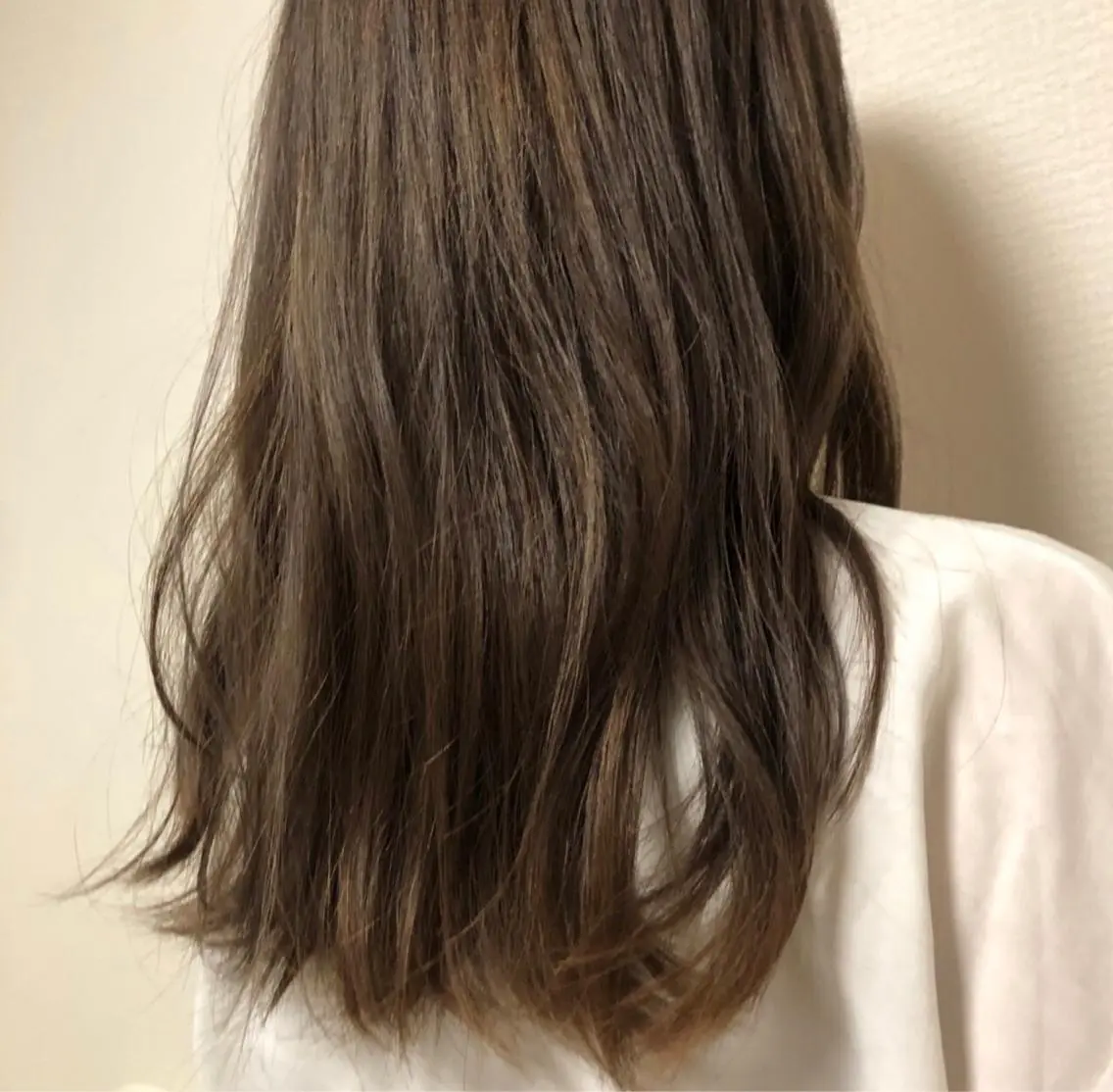 ロング カラー ベージュカラー オリーブベージュ 🌼 アユカのヘアスタイル