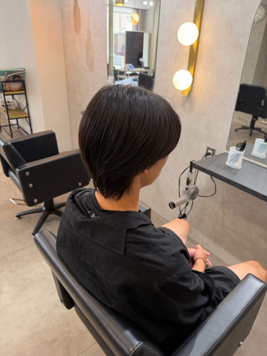 メンズ 上田 愛菜のヘアスタイル