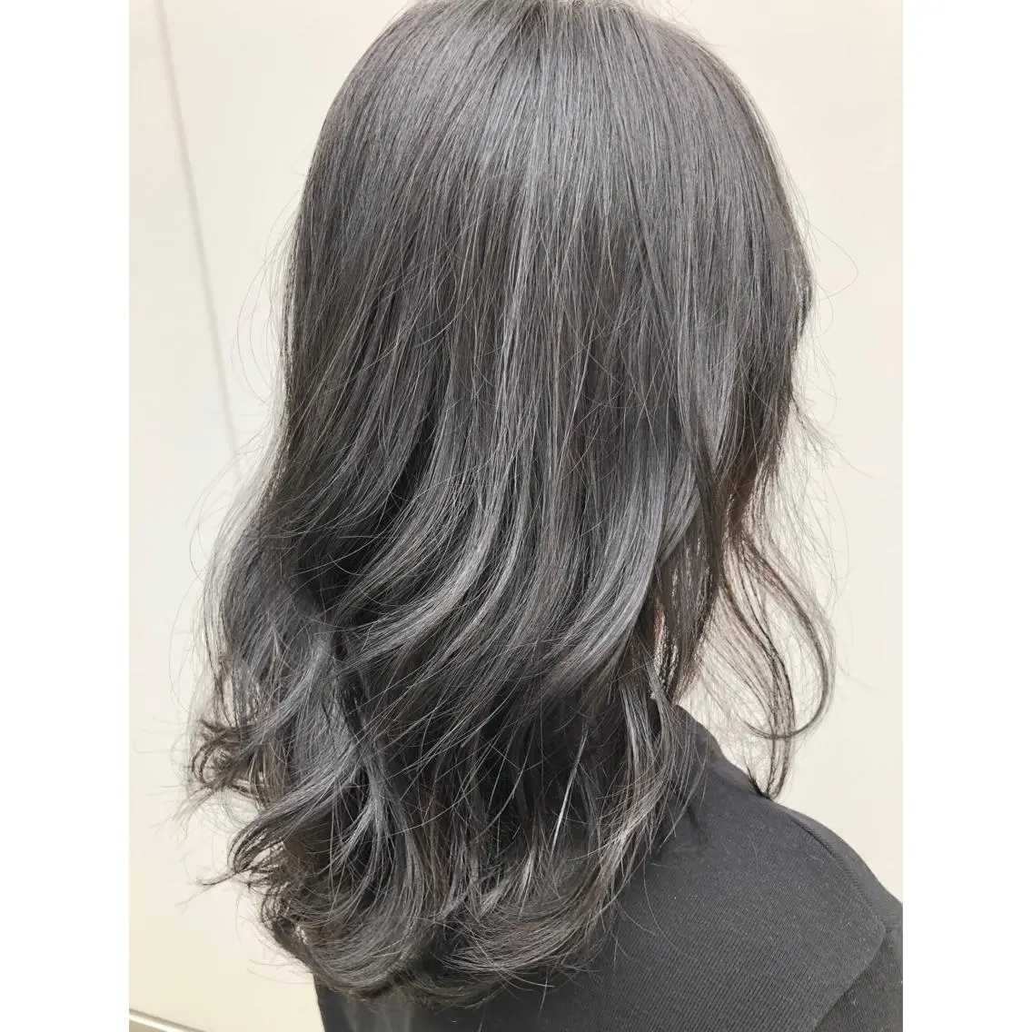 カラー ダークグレー ダークグレージュ グレージュ パーソナルカラー診断 できます 木曽 主博のヘアスタイル