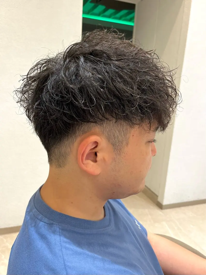ショート パーマ メンズ 小林 優太　メンズパーマ✨のヘアスタイル