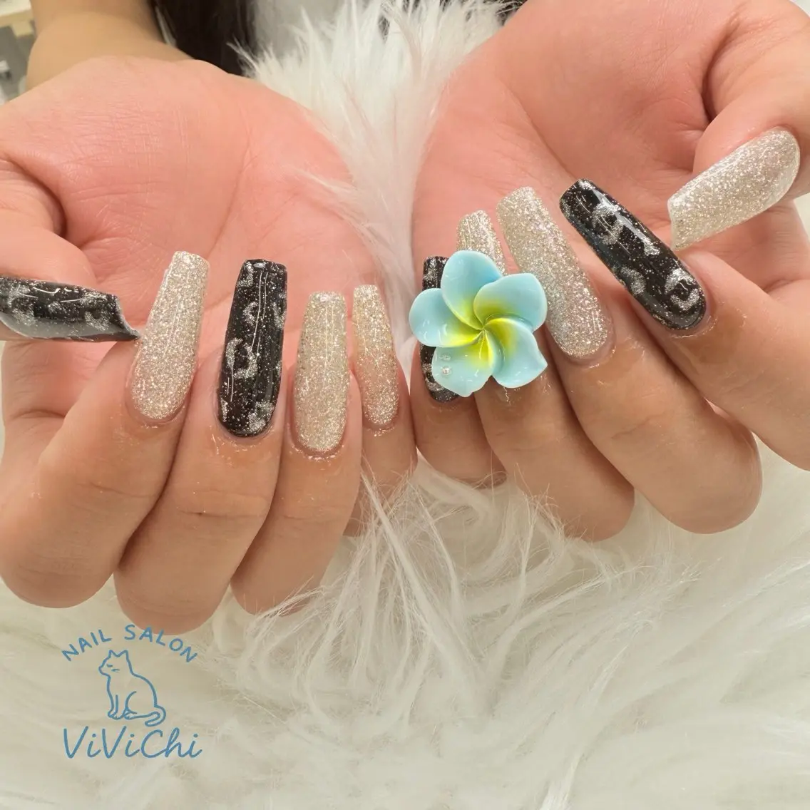 ネイル ViViChi 梨帆のネイルデザイン