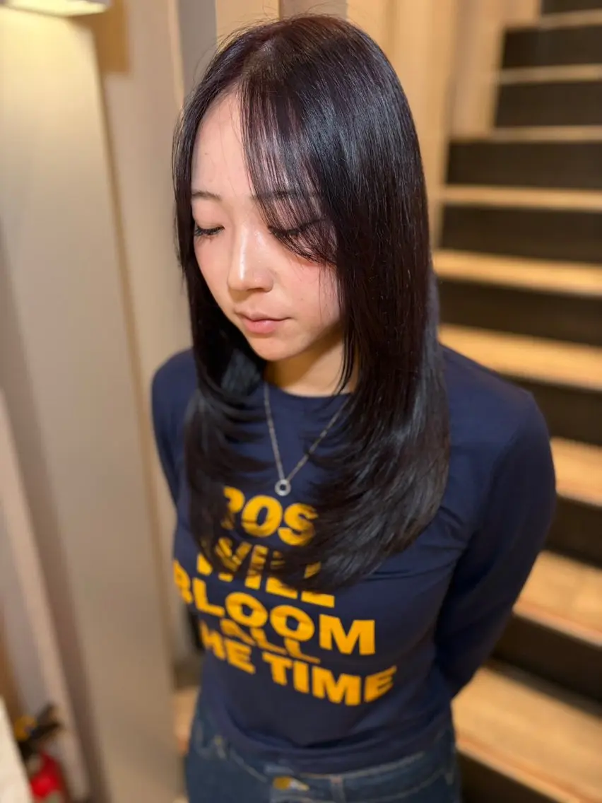 ロング 顔周りカット 韓国風ヘア レイヤーカット ロング 似合わせカット カット 吉川 賢心のヘアスタイル