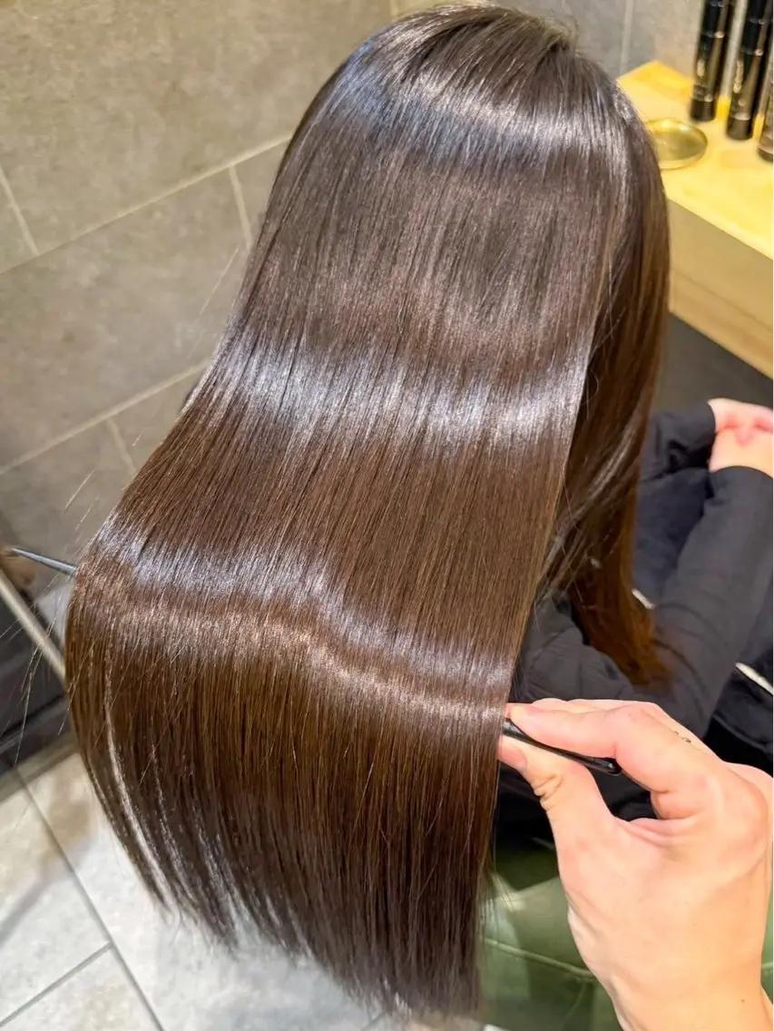 ロング カット 縮毛矯正 トリートメント 【髪にドラマを。】 天王寺 髪質改善のヘアスタイル