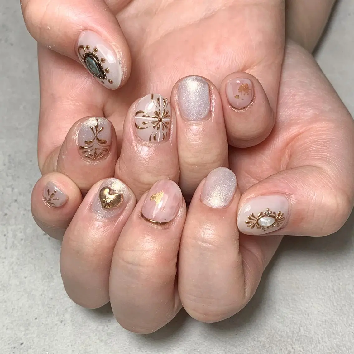 ネイル ハンドネイル FIORITURA aiのネイルデザイン