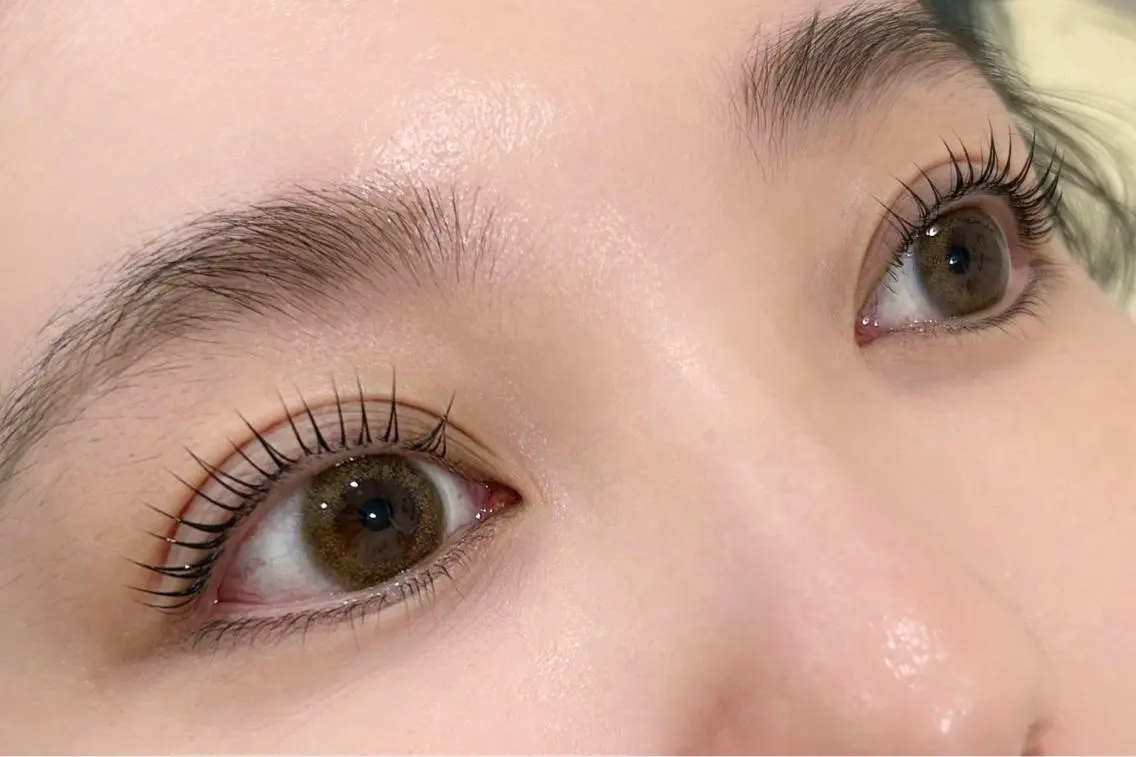 ネイル マツエク・マツパ アイブロウ 眉カラー 韓国風マツエク パリジェンヌラッシュリフト まつげパーマ ワンホンマツエク ハンドネイル フットネイル ハンドケア Nail&eye Belire 新宿のネイルデザイン