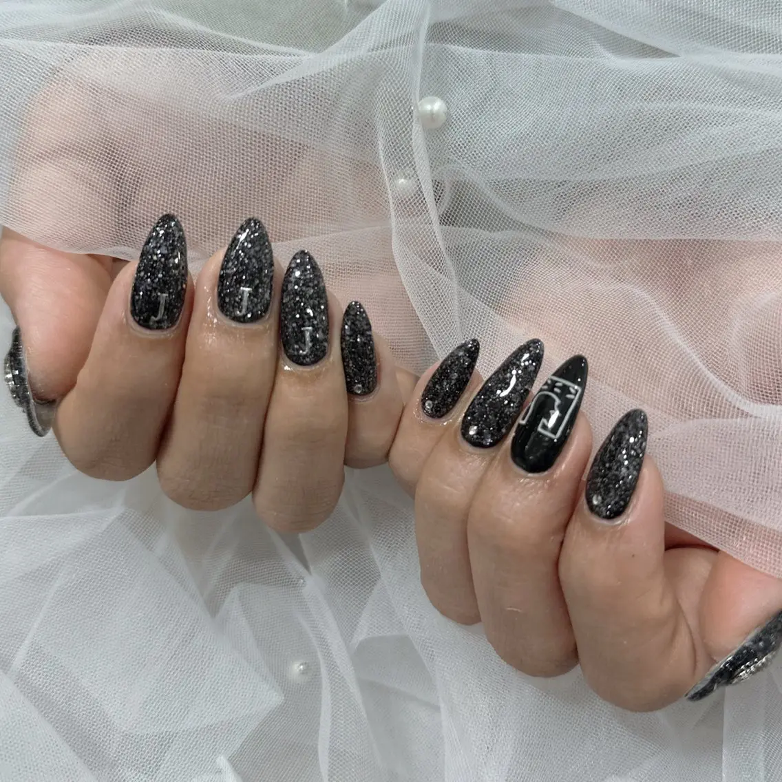 ネイル ハンドネイル フットネイル LAVISH nanamiのネイルデザイン