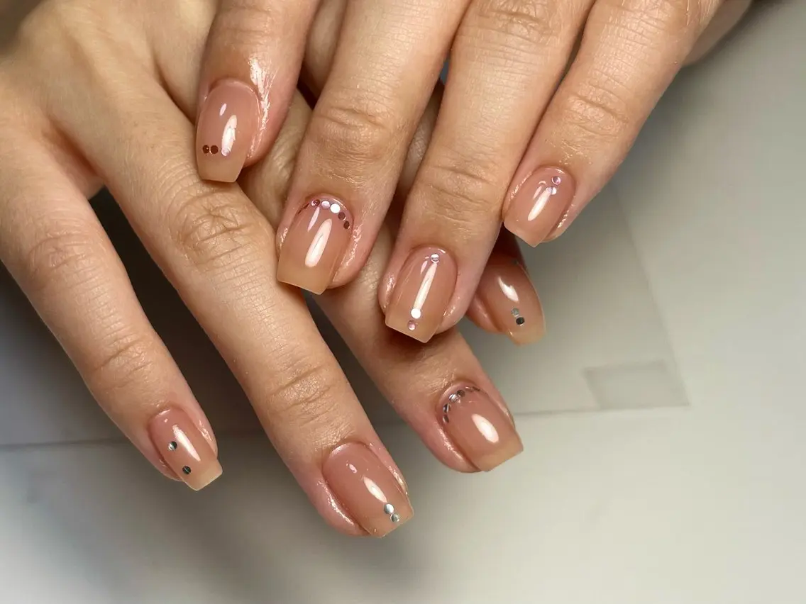ネイル 成人式 フラッシュネイル フットネイル ジェルネイル 卒業式 ハンドネイル ハンドケア 心斎橋Mione nail salonのネイルデザイン