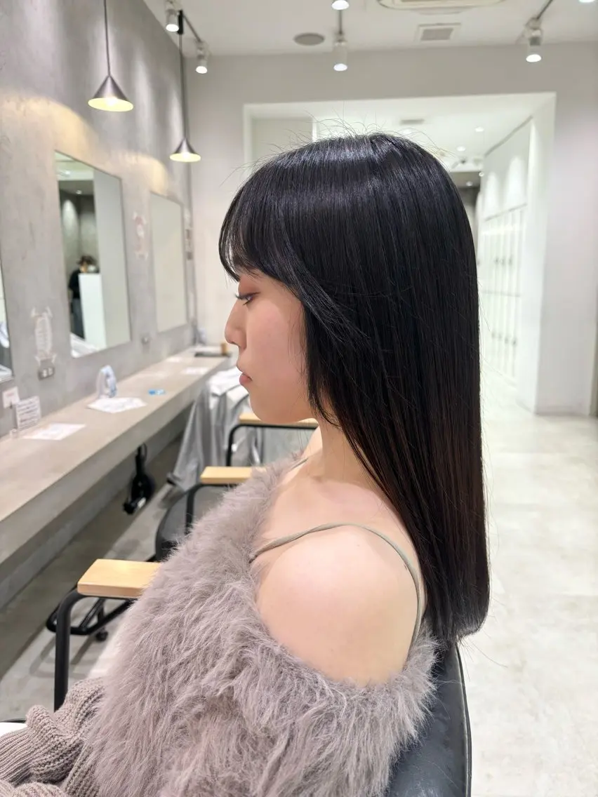 💖新規様歓迎💖カット➕カラー➕【お持ち帰り】髪を内側から補修する美容液ミルクトリートメント付き𓂃🫧‪🧴の写真