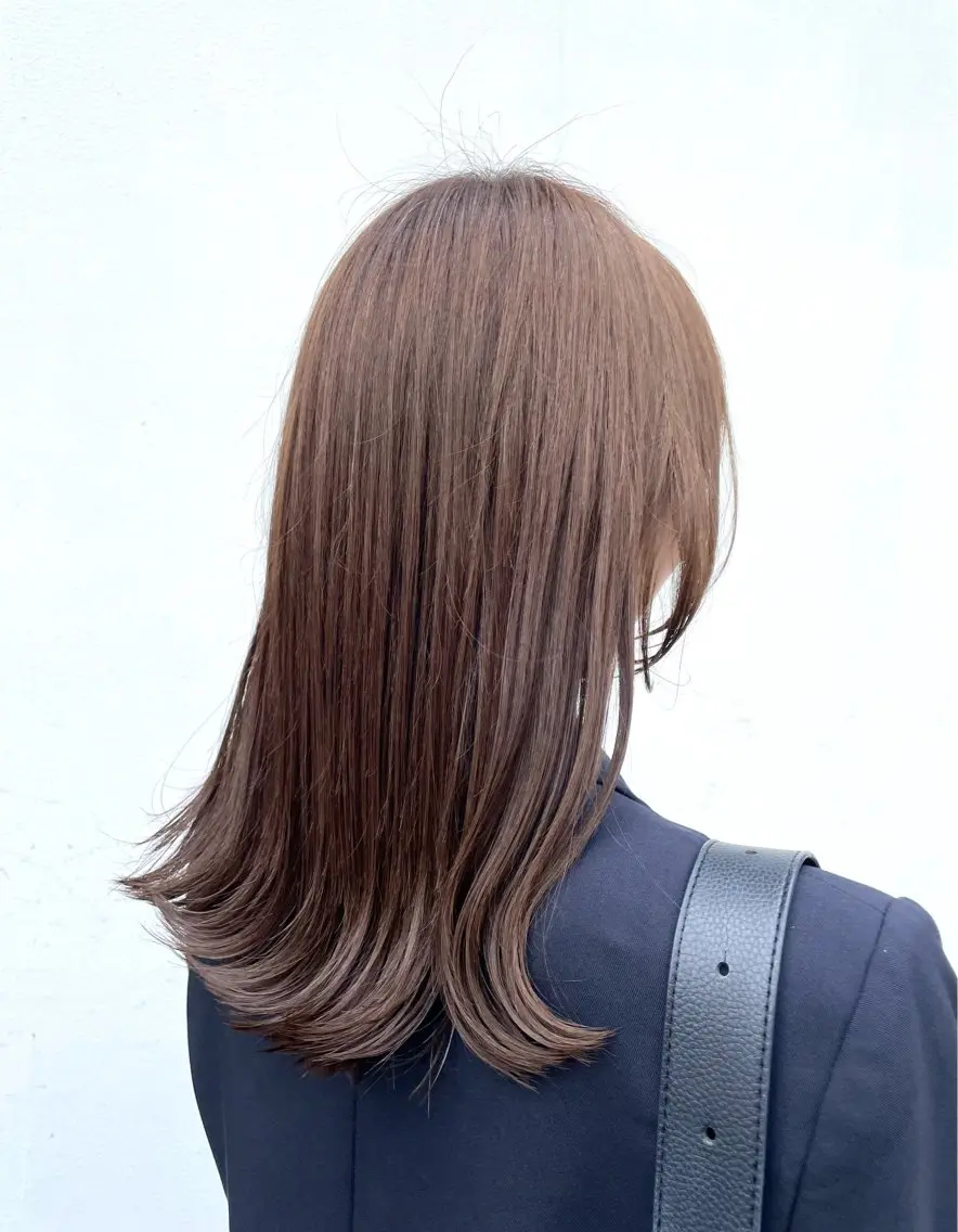 カラー ベージュカラー 新岡 萌乃のヘアスタイル