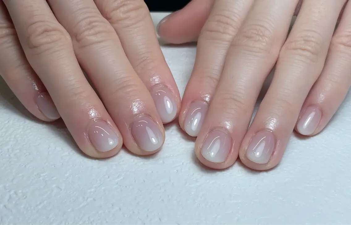 ネイル フレンチネイル ガーリー ハート キラキラネイル 韓国ネイル 中野駅から2分 MEO NAILのネイルデザイン