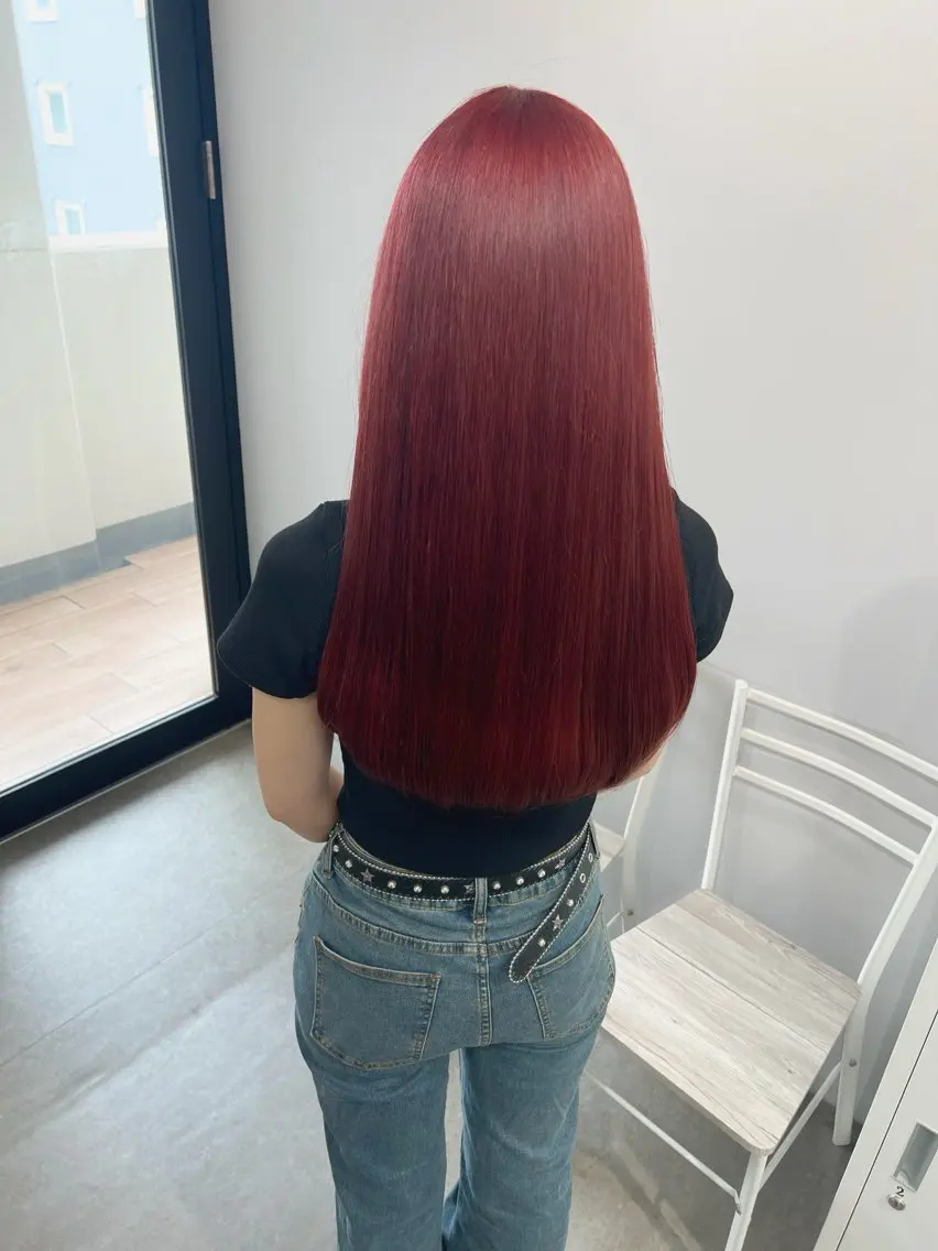 ロング カラー ベージュカラー ブリーチ ブロンド カシス 透明感カラー カット ヘアカラー トリートメント ブリーチ/髪質改善/ レイヤー/YUTOのヘアスタイル