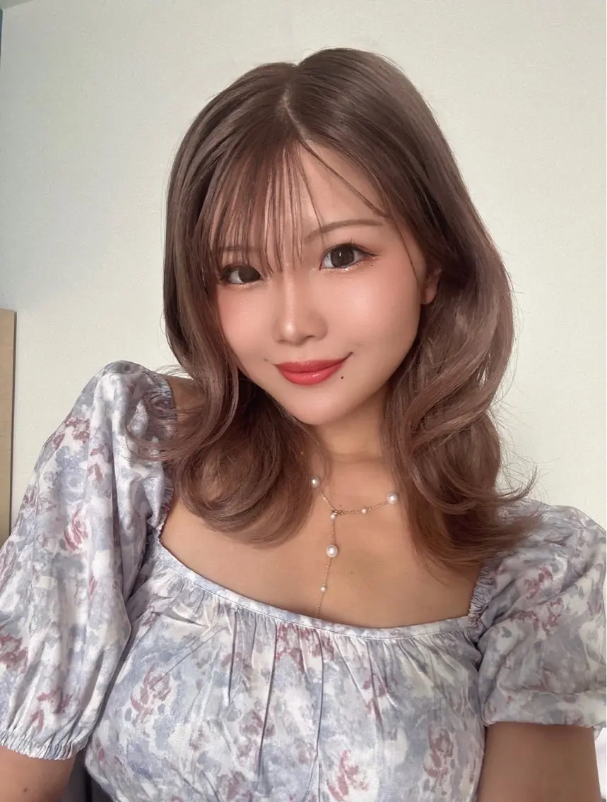 ミディアム カラー ヘアカラー ✨最安値✨エクステ カラー🌼つきな🌼のヘアスタイル