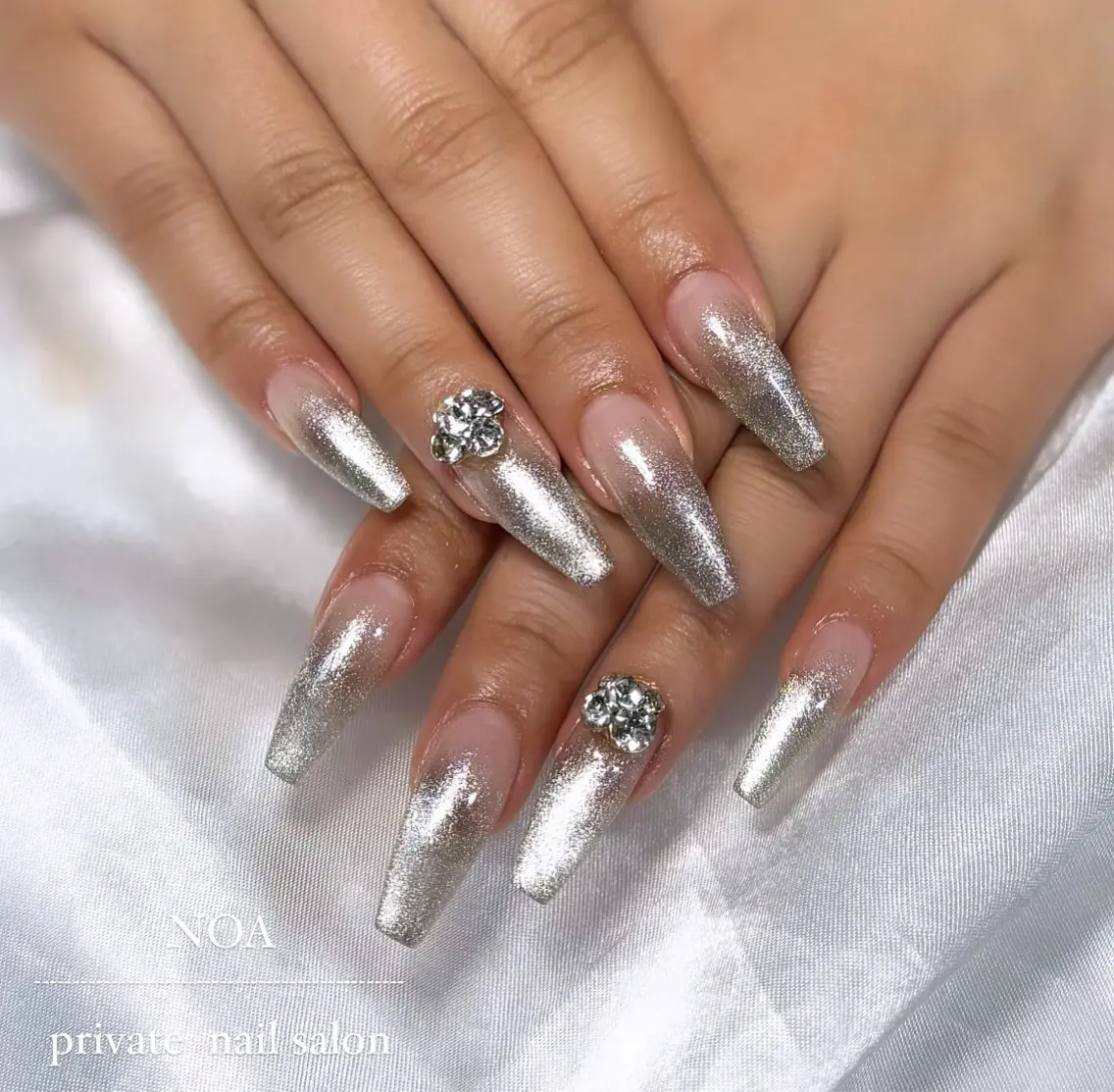 ネイル グラデーション NOA NAILのネイルデザイン
