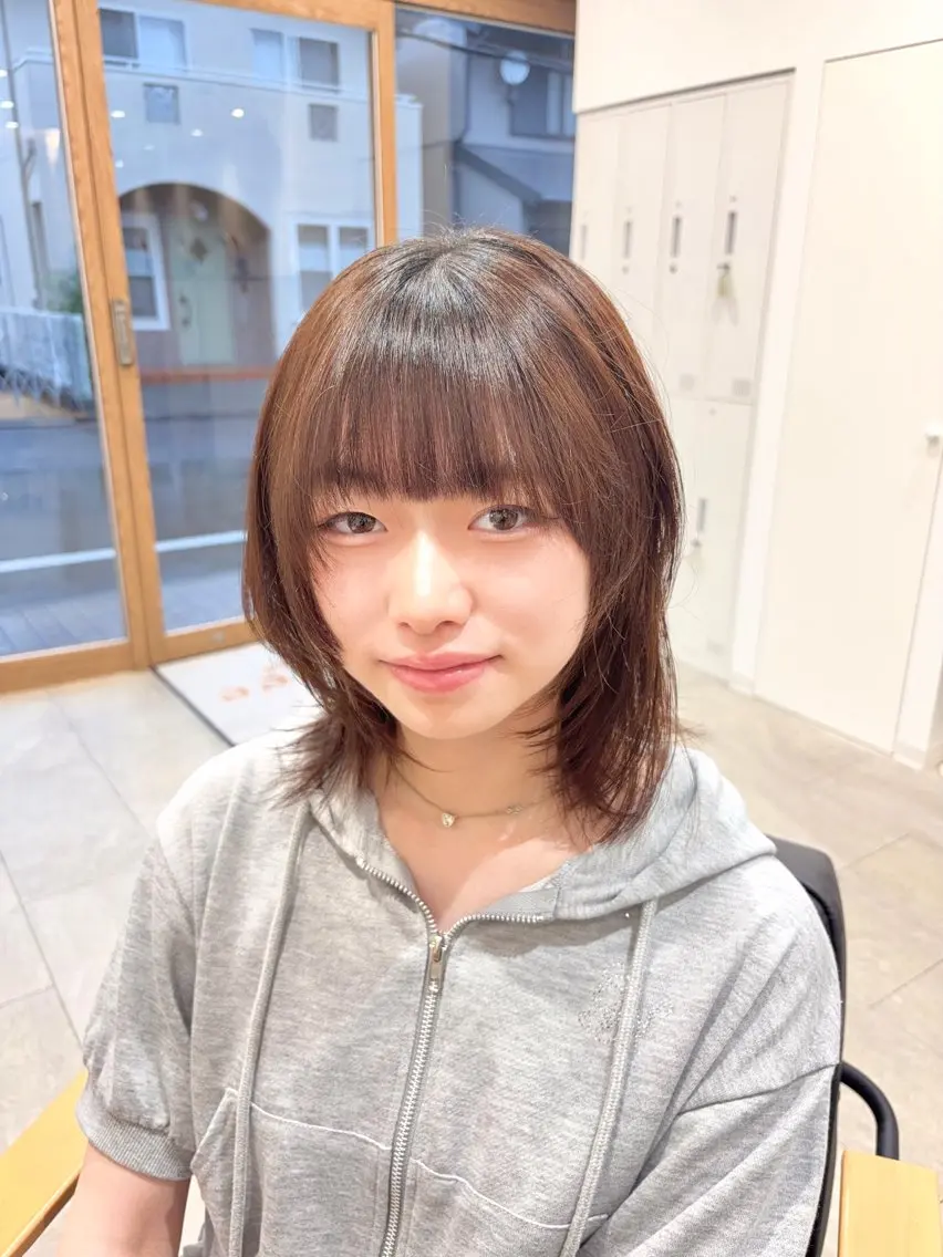 ミディアム カット 澤田 華月のヘアスタイル
