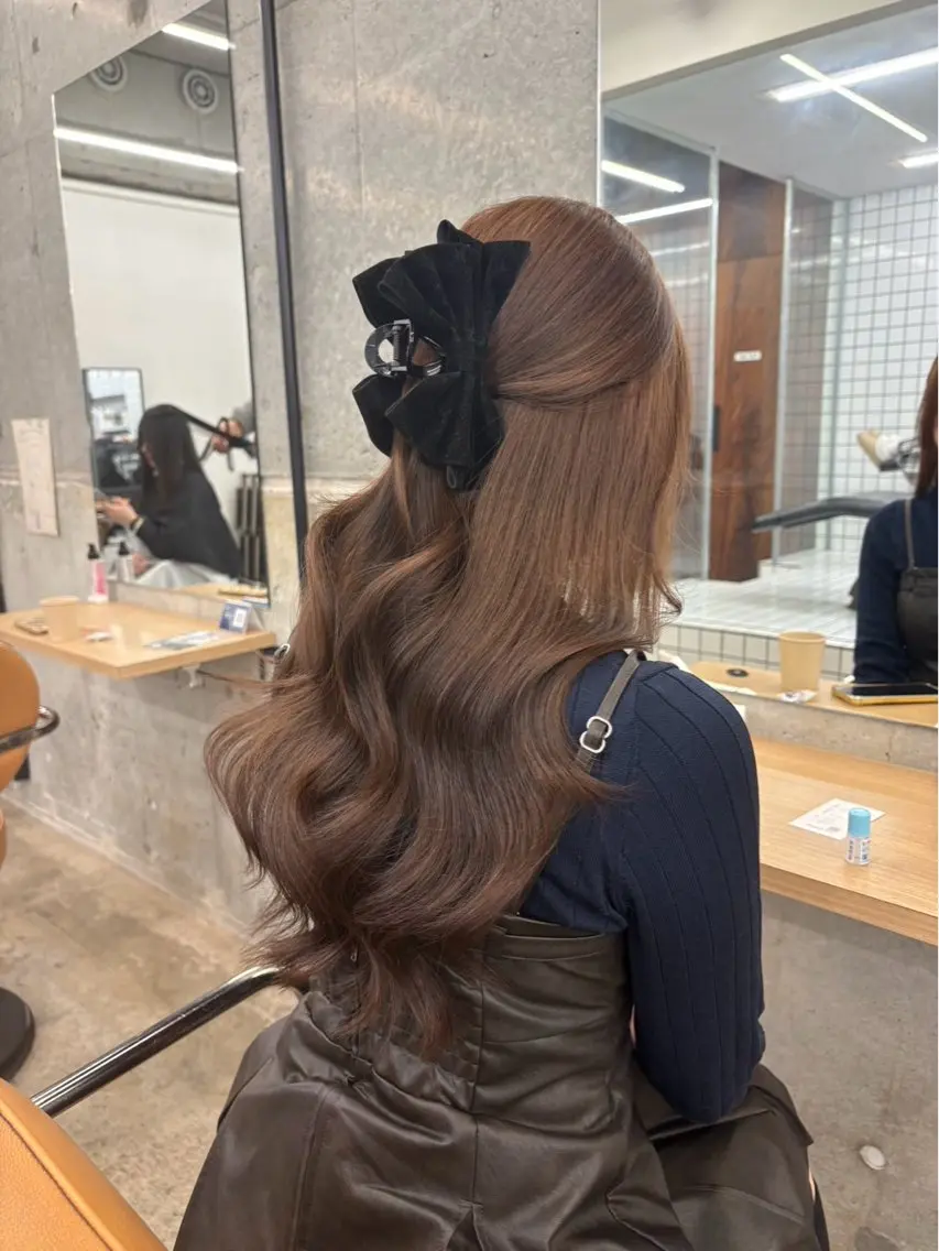 ロング カラー ヘアカラー ほのか ♡*.のヘアスタイル