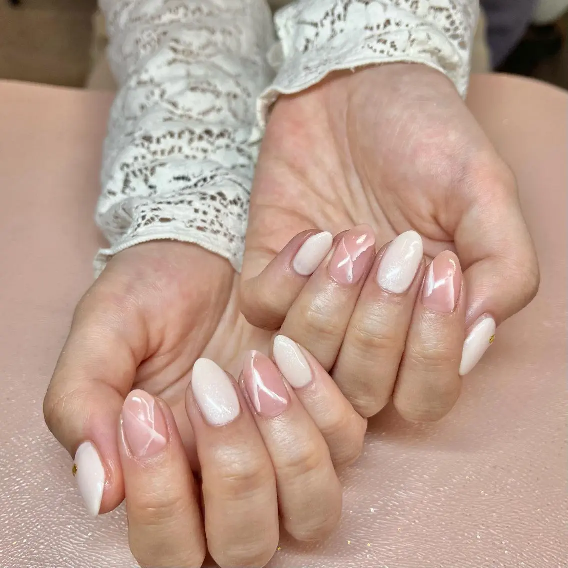 ネイル 大理石ネイル(マーブル) オフィスネイル 春ネイル Vogustys Nail 山田のネイルデザイン