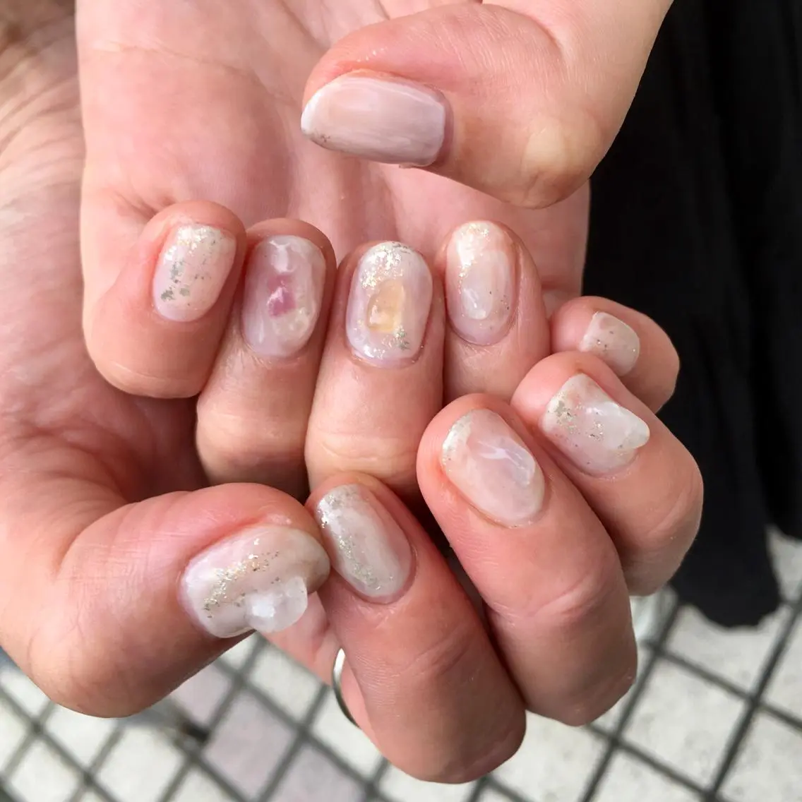 ネイル クリアネイル キラキラネイル ハンドネイル 栗林 実莉のネイルデザイン