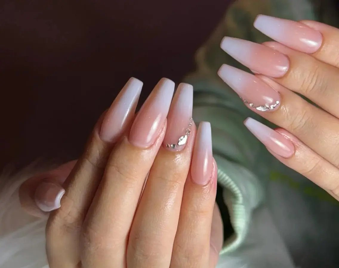 🍼ベイビーブーマBaby Boomer 💅（スートンorパール10粒サービス付き）¥5500の写真