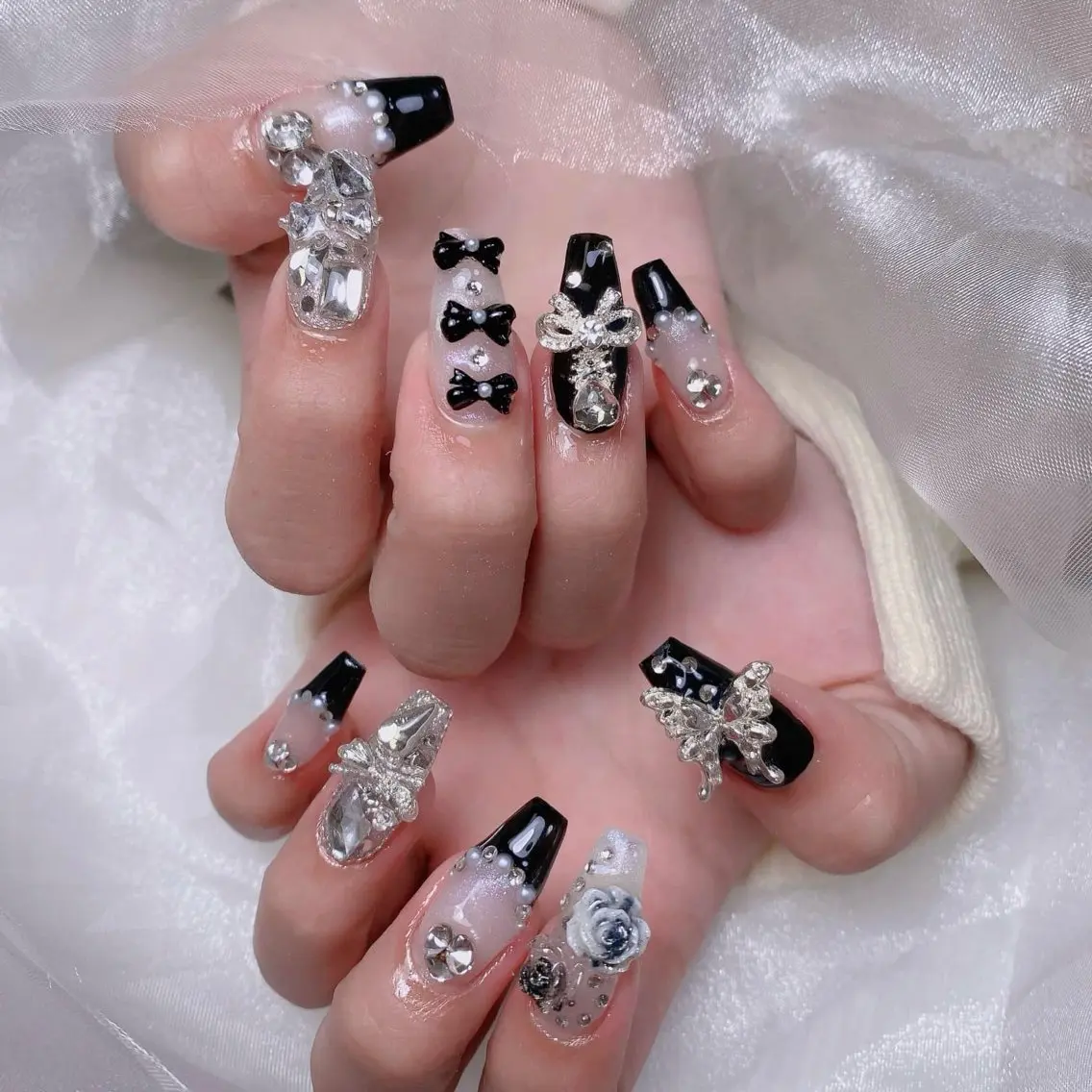 ネイル 成人式 ジェルネイル ネイルチップ ハンドネイル MoMoA Nail ネイル長さ出し専門店のネイルデザイン