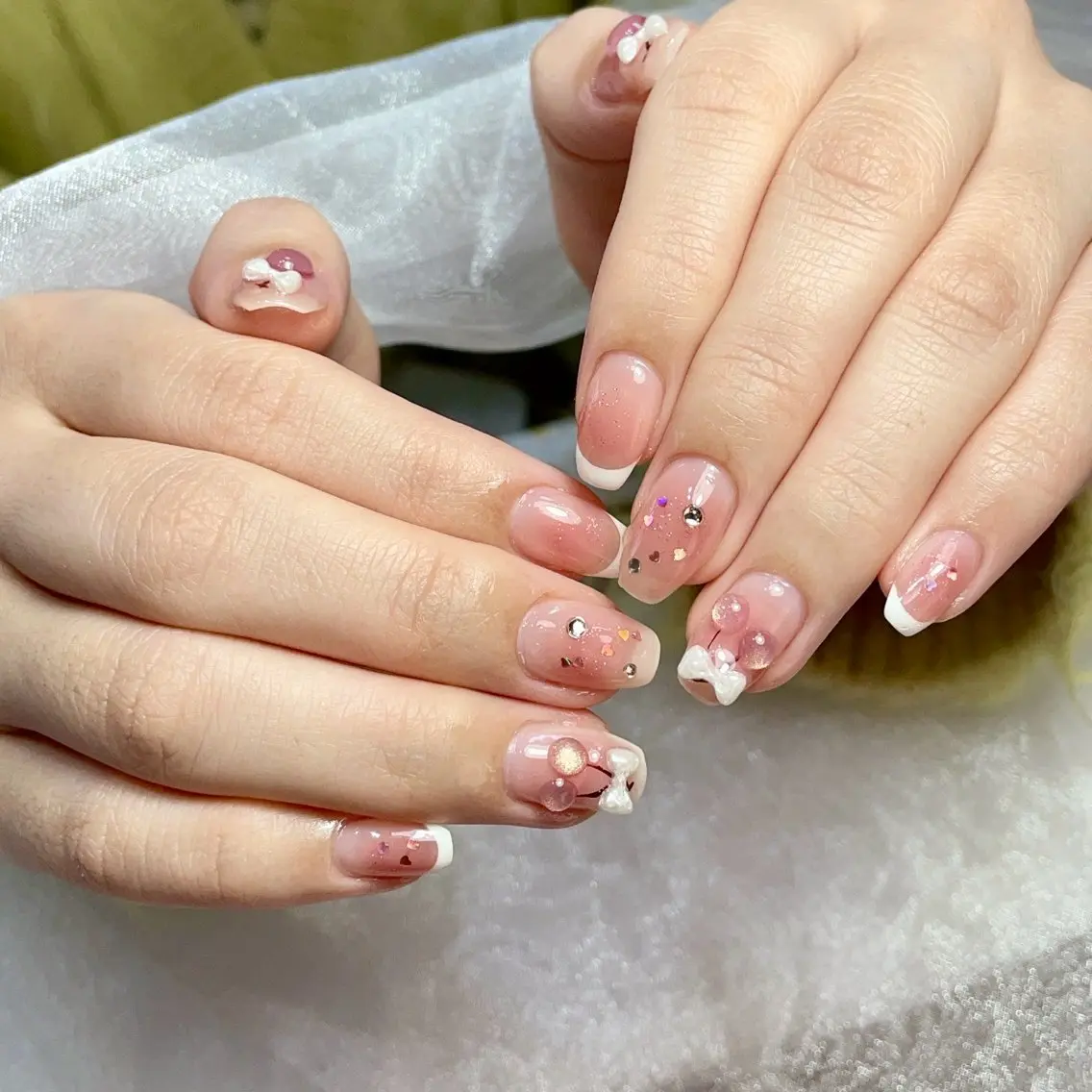 ネイル ハンドネイル RosyBeauty Salonのネイルデザイン