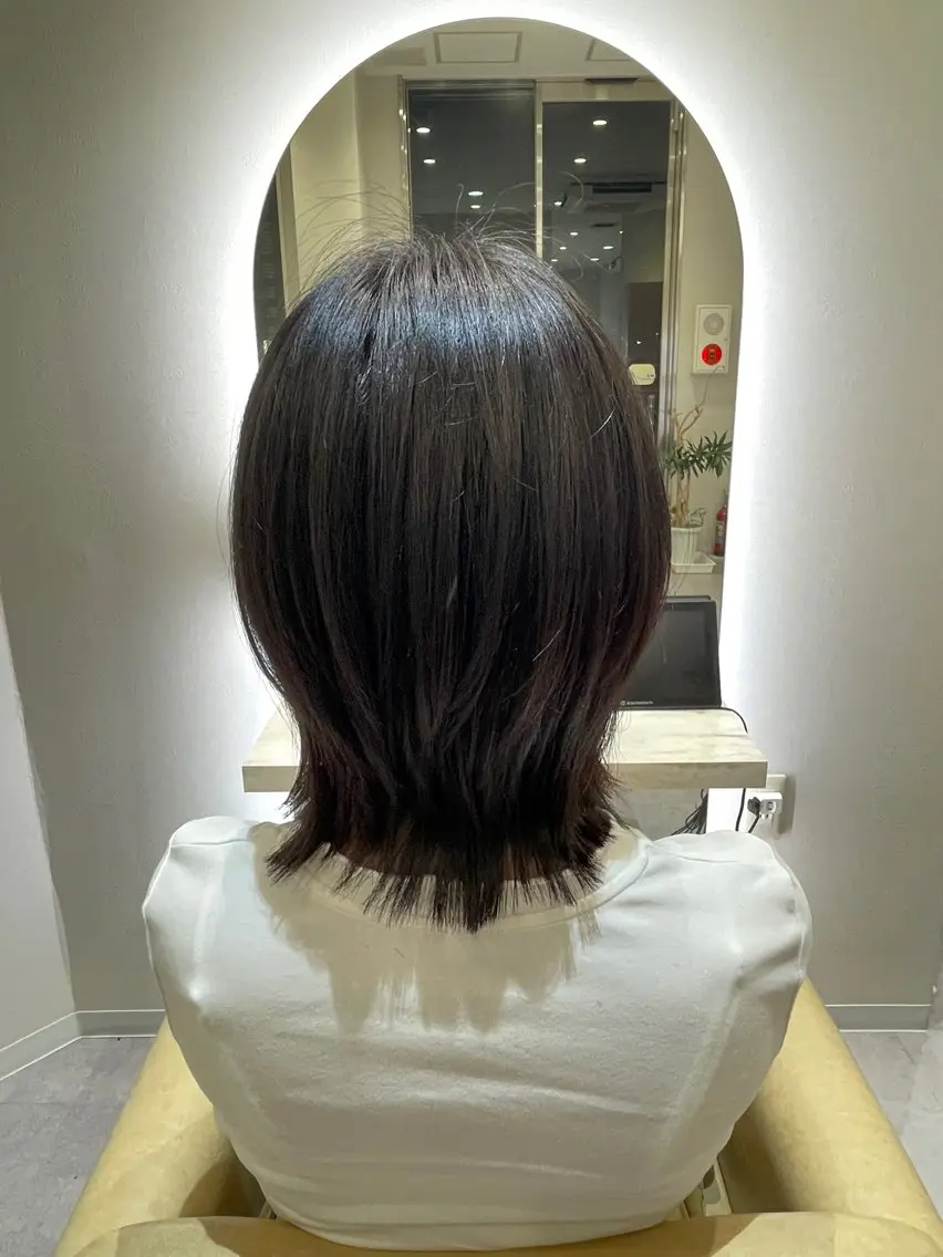 ショート ボブレイヤー ボブ レイヤーカット 室川 花菜のヘアスタイル