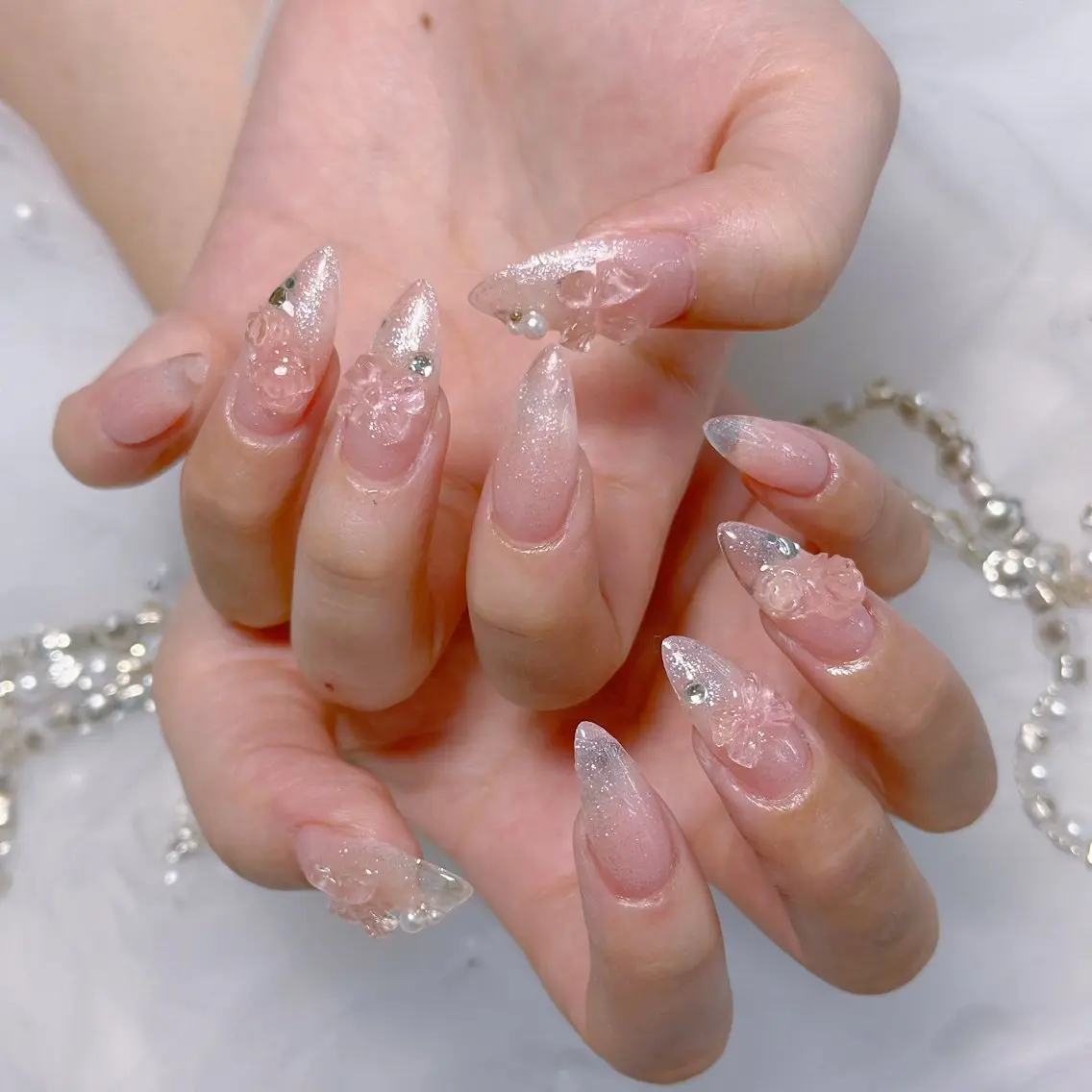 ネイル アートネイル ジェルネイル 韓国ネイル ニュアンスネイル ハンドネイル Luna Nail.Novaのネイルデザイン