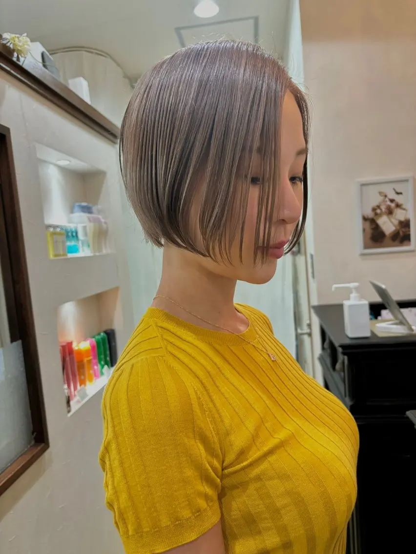 ショート カラー イルミナカラー カット ヘアカラー grand juteのヘアスタイル