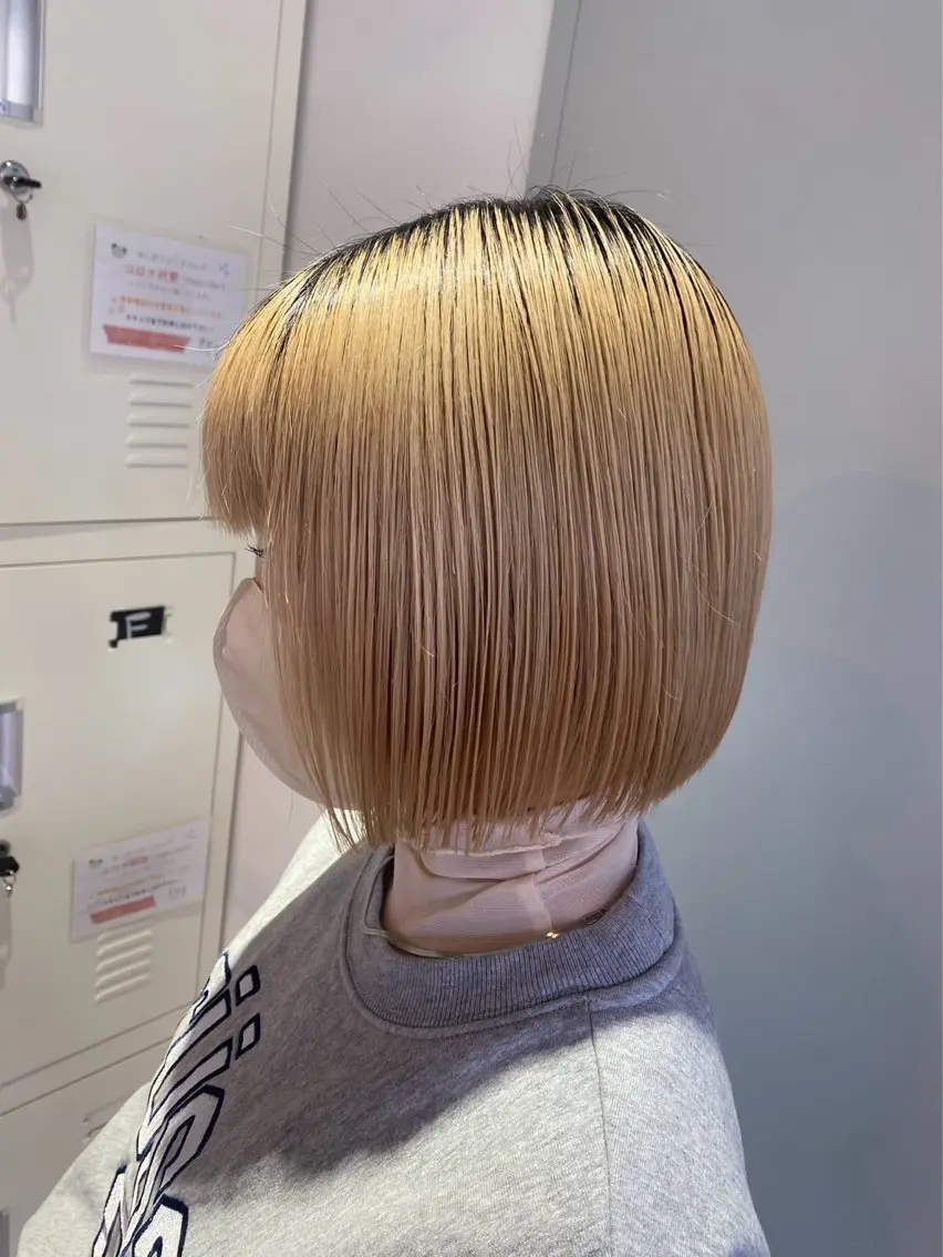 ショート FERIAあべの店 瀧本岬のヘアスタイル