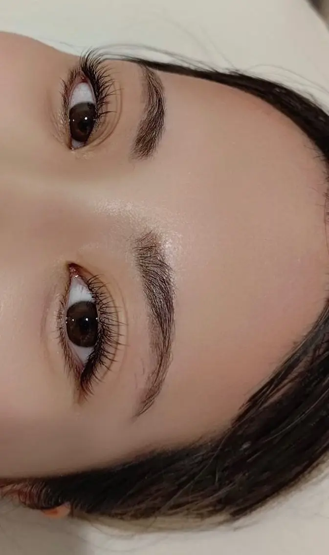 マツエク１００本練習モデルの写真