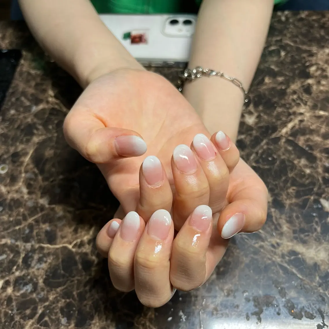 ネイル ハンドネイル IROHA nail Ami🐊🎀のネイルデザイン
