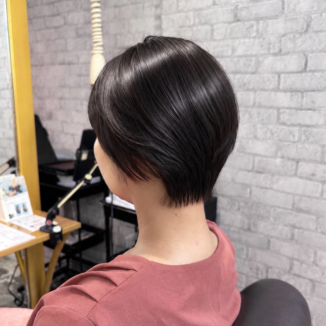ショート カラー グレージュ 縮毛矯正 カット ヘアカラー 縮毛矯正 Saki💛心斎橋 ショート/艶カラーのヘアスタイル