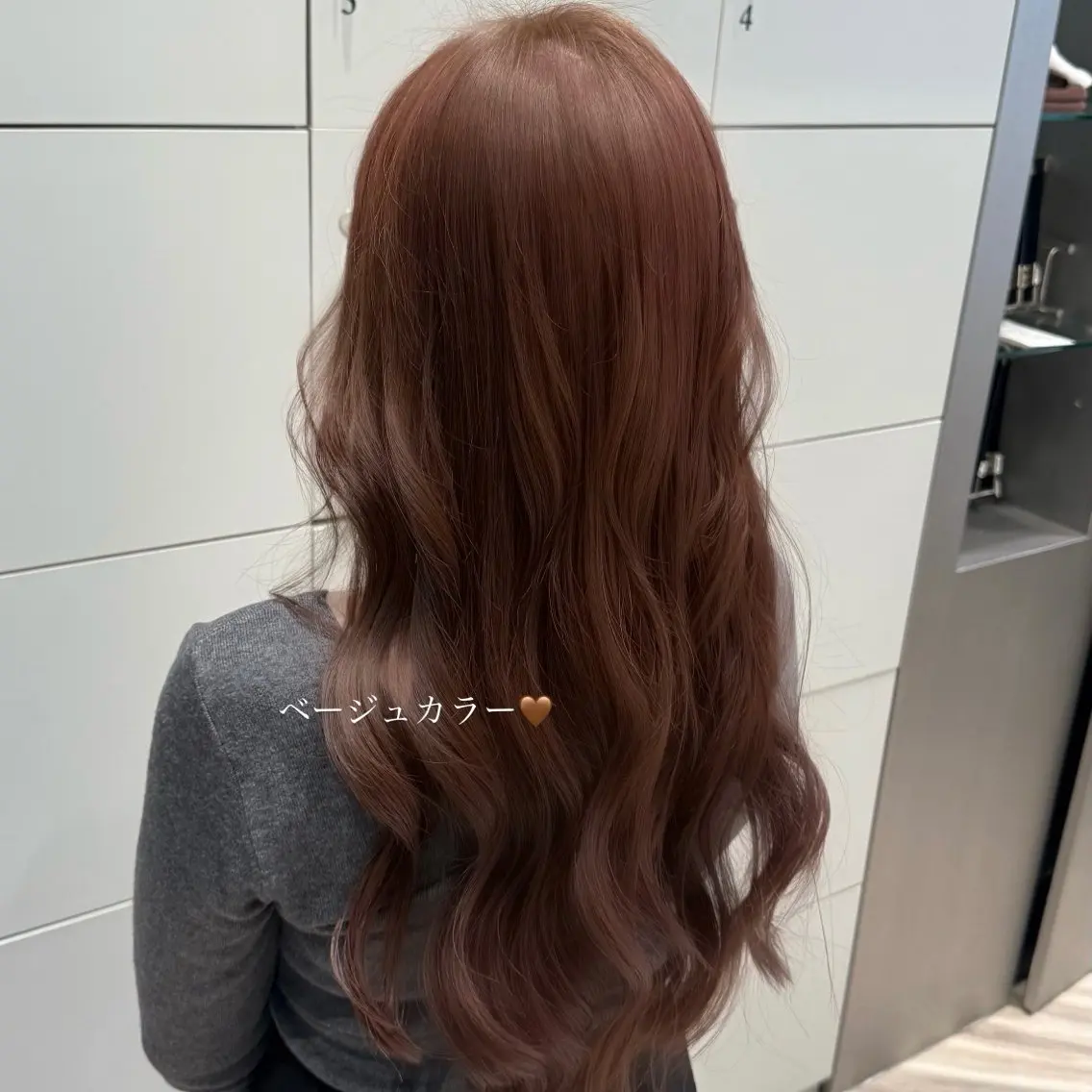 カラー 鈴木 美香のヘアスタイル