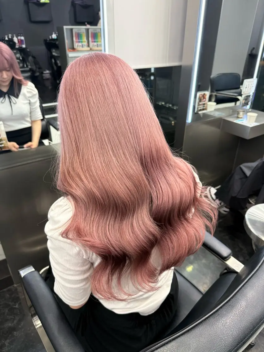 ロング ヘアアレンジ ヘアカラー トリートメント ヘアセット 韓国ヘア🖤/透明感 shihoのヘアスタイル