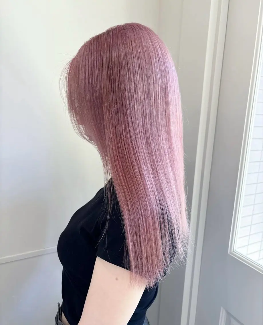 セミロング カラー ブリーチ ヘアカラー トリートメント 𝗺𝗶𝗸𝘂♡ 似合わせ🎀のヘアスタイル