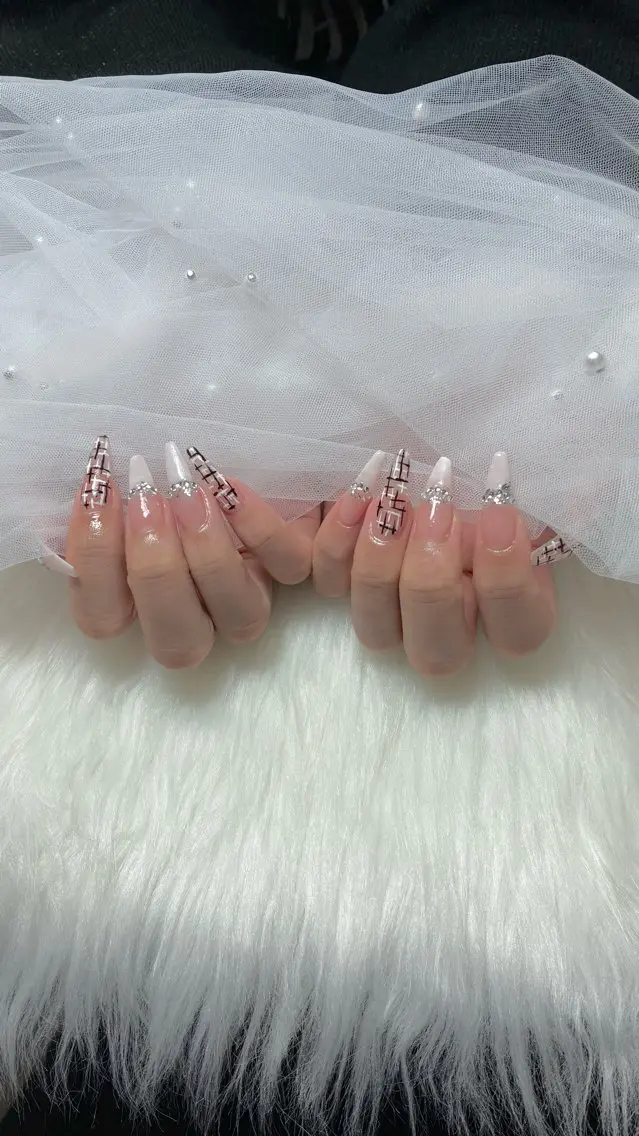 ネイル 70. nail.のネイルデザイン