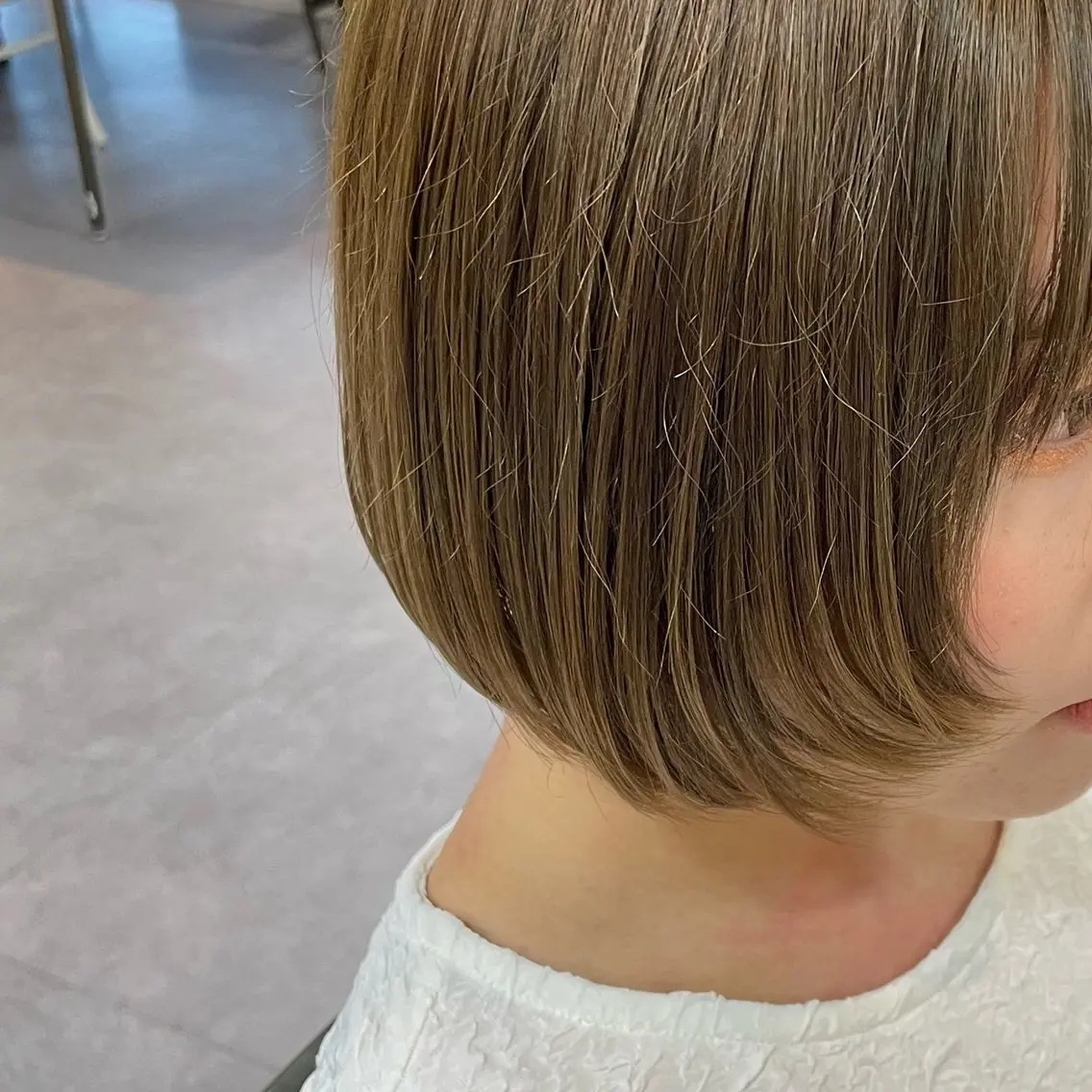 ショート 顔まわりレイヤー レイヤーカット 飯島 成美のヘアスタイル