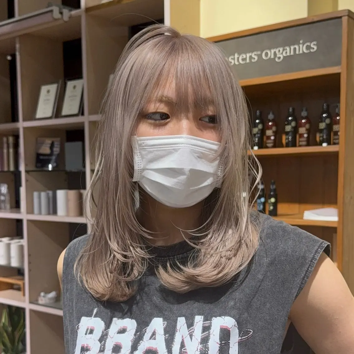 カラー Himena🎀 ハイトーン/デザインのヘアスタイル