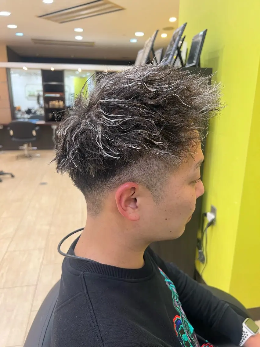 ショート カラー パーマ メッシュ ツイストパーマ ハイトーン/パーマ 特化平田のヘアスタイル