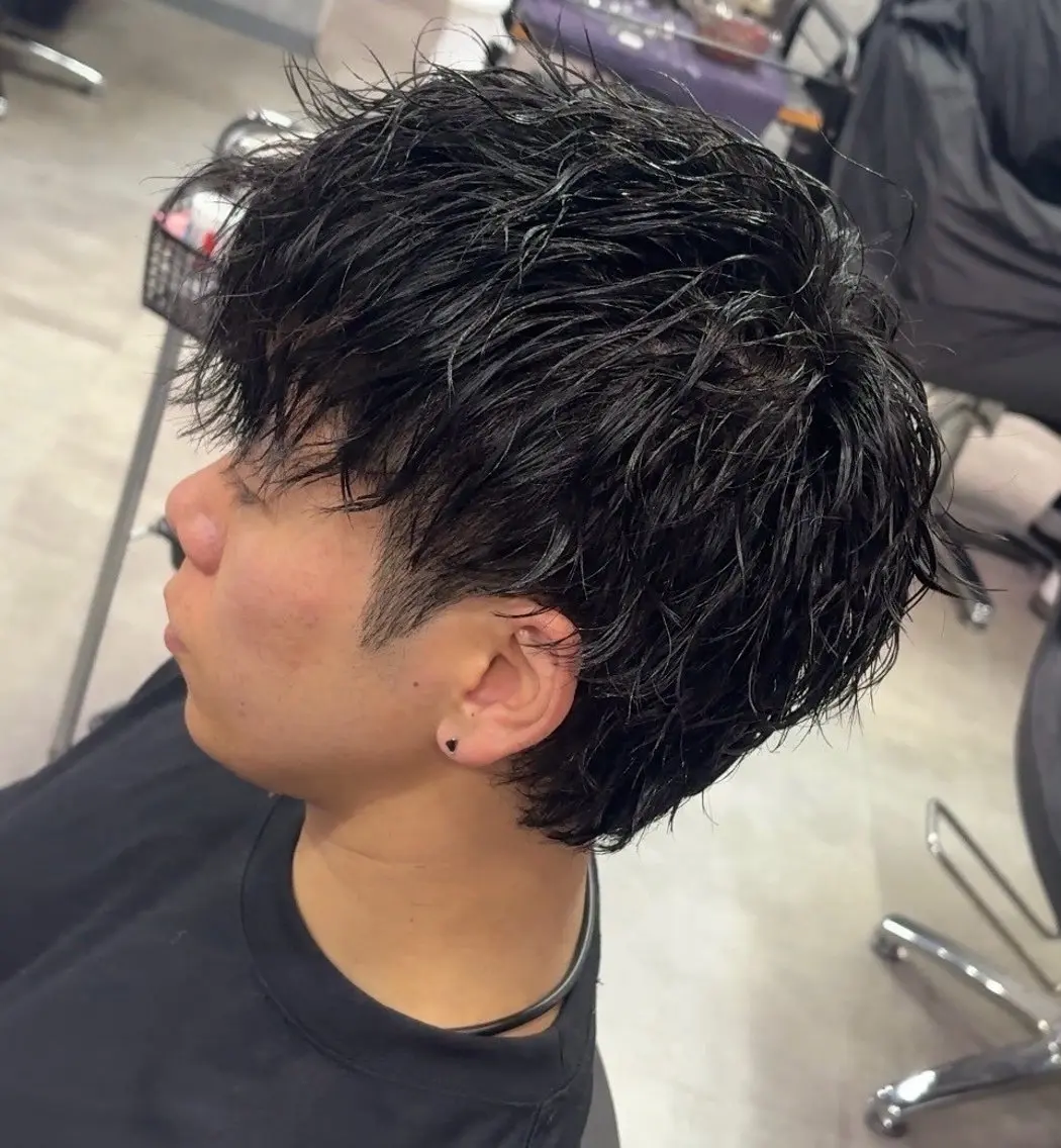 ショート パーマ メンズ 石田 大成のヘアスタイル
