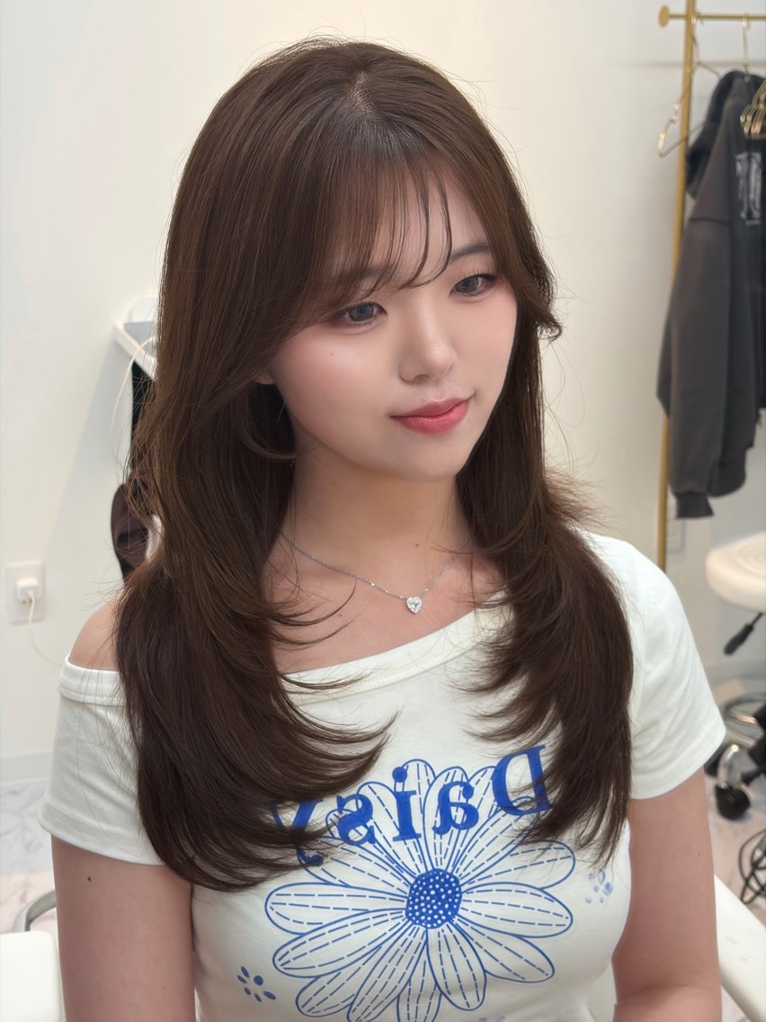 ロング カラー グレージュ 韓国風ヘア レイヤーカット ワンホンヘア ヘアカラー トリートメント 韓国ヘア/レイヤー Lily Wongのヘアスタイル
