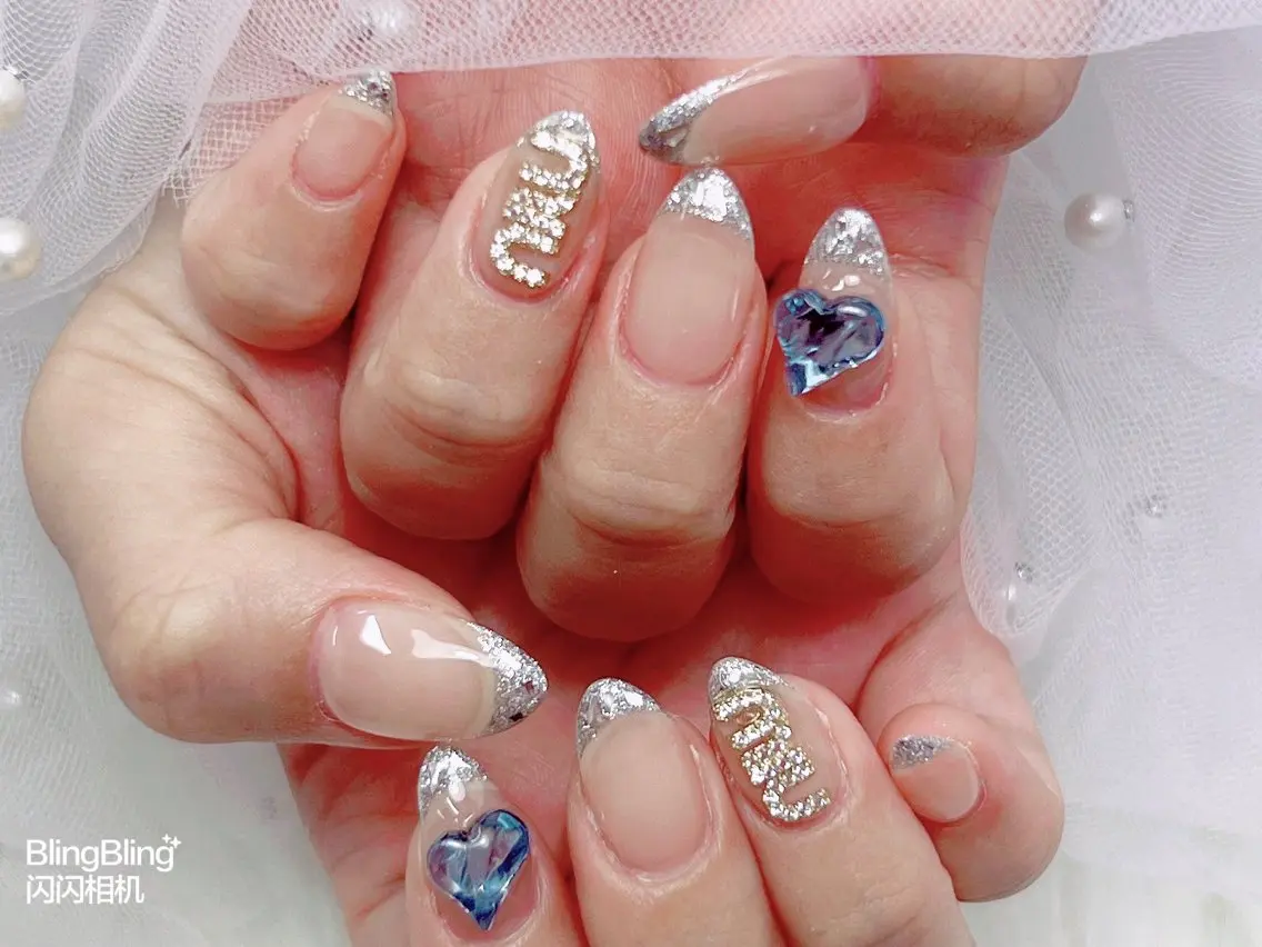 ネイル オーロラネイル チークネイル 長さ出し フットネイル フレンチネイル ハンドネイル NaNa nailのネイルデザイン